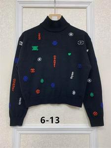 Chanel Women's Sweater 84